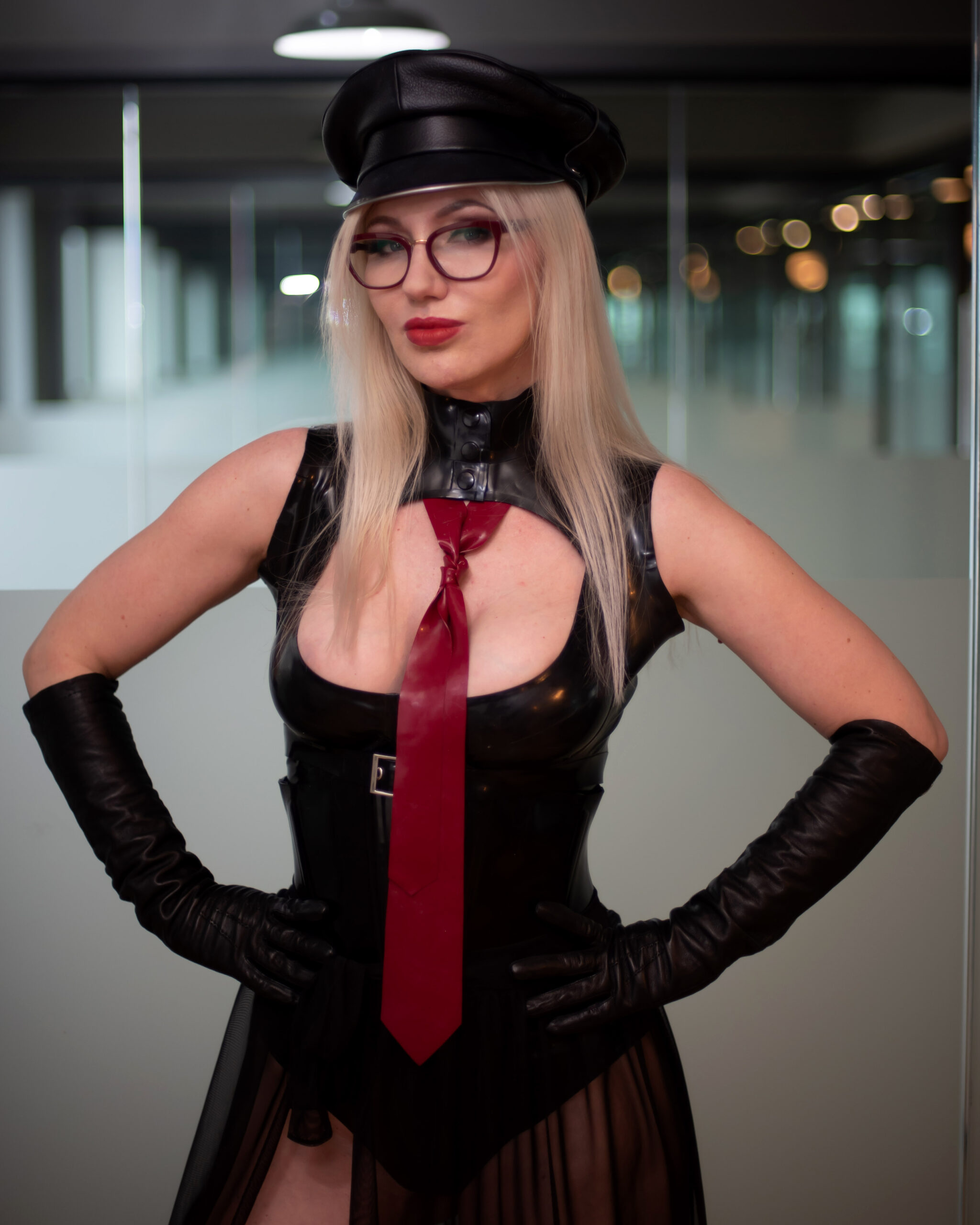Mistress Wildfire with tie